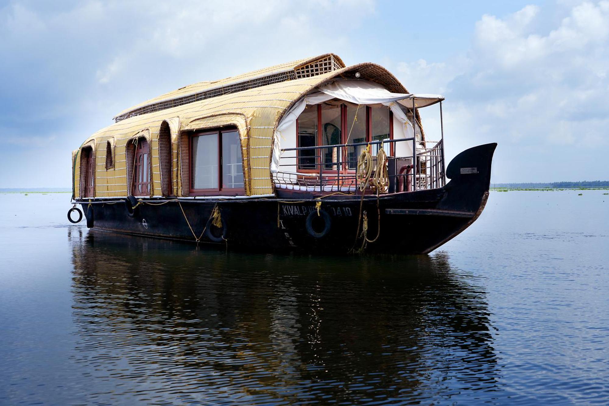Отель Aqua Castle Houseboat - By Aqua Jumbo Houseboats Alappuzha Экстерьер фото